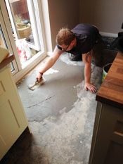 Screeding Milton Keynes MK
